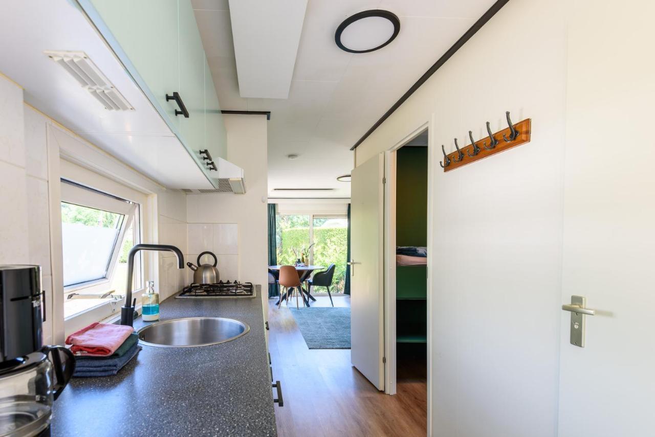 Gezellig Chalet Aan De Veluwse Bosrand Putten Extérieur photo