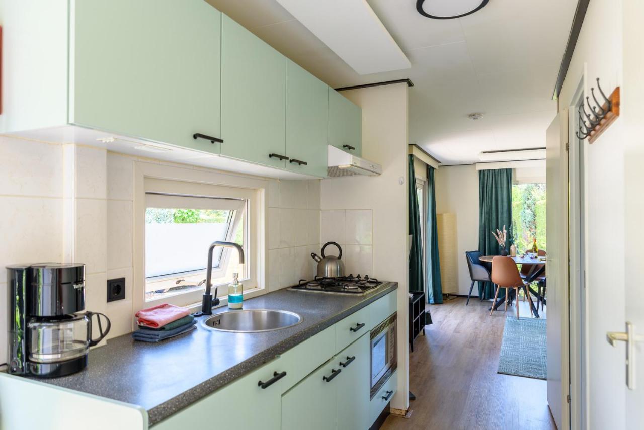 Gezellig Chalet Aan De Veluwse Bosrand Putten Extérieur photo